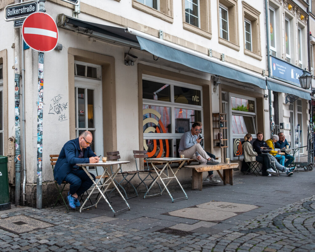 Bild 50788 | Café Ecke Bolkerstraße Düsseldorf